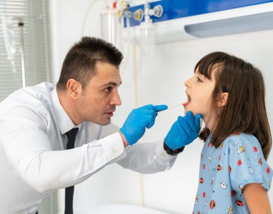 Strep Throat Contagious - 7 Lifesaving Secrets!