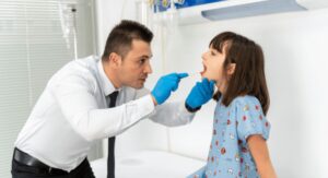 Is Strep Throat Contagious and How Bacteria Travel